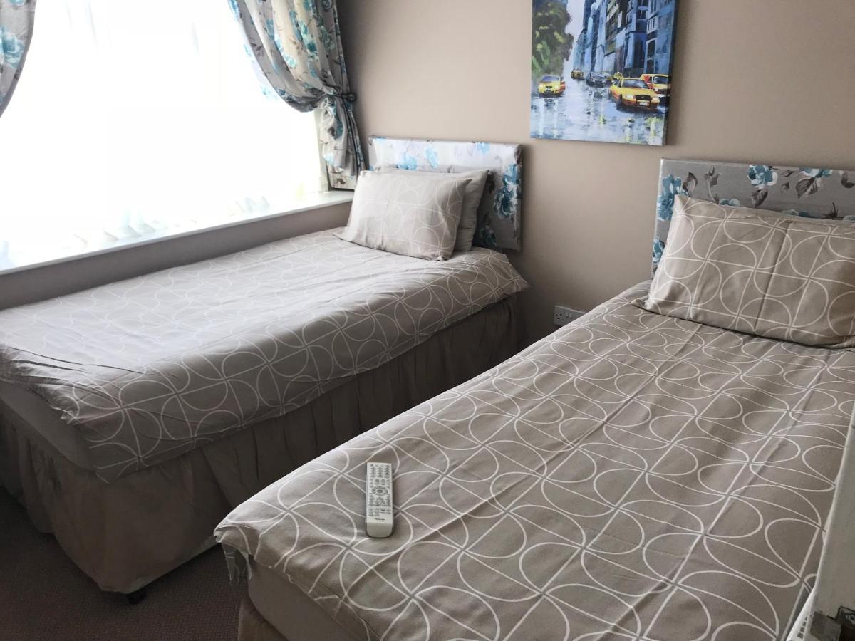 Steps 3 Bedroom Self-Catering Holiday Home מראה חיצוני תמונה